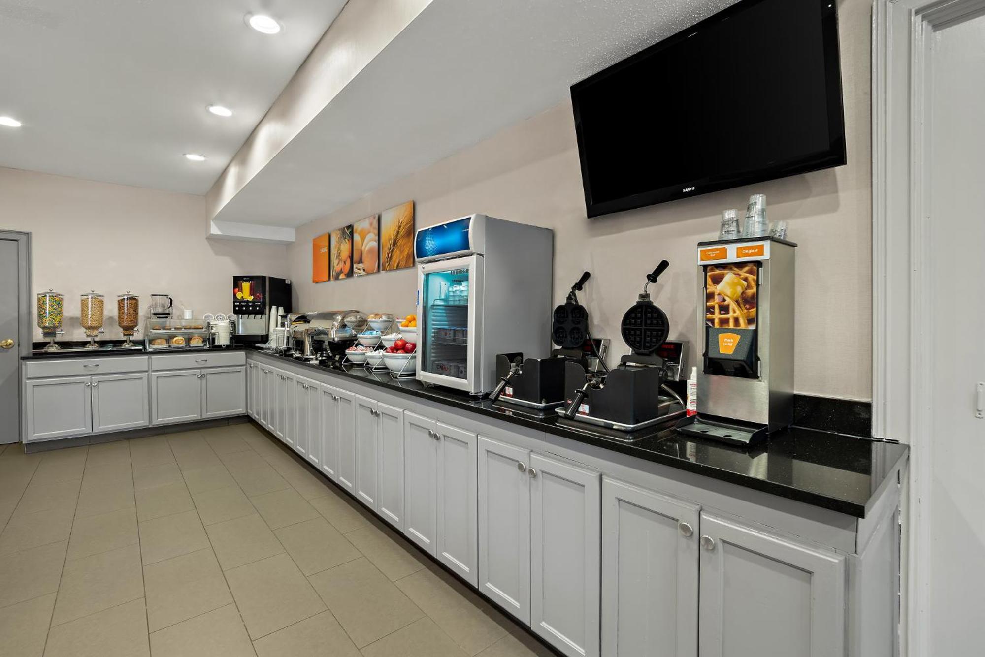 Comfort Inn & Suites Santee I-95 Bagian luar foto
