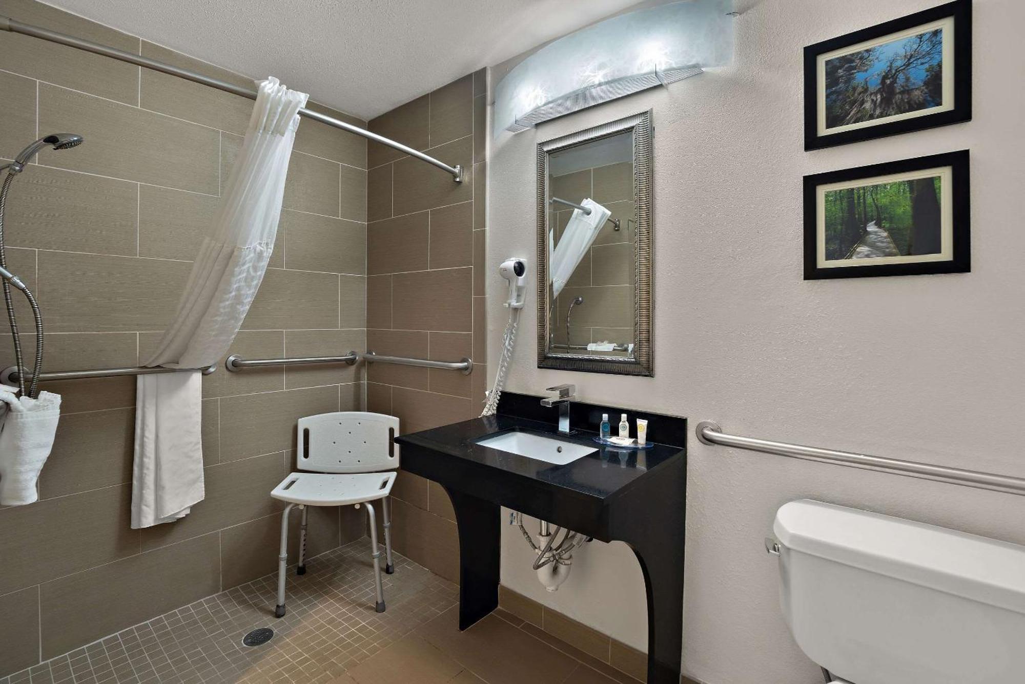 Comfort Inn & Suites Santee I-95 Bagian luar foto