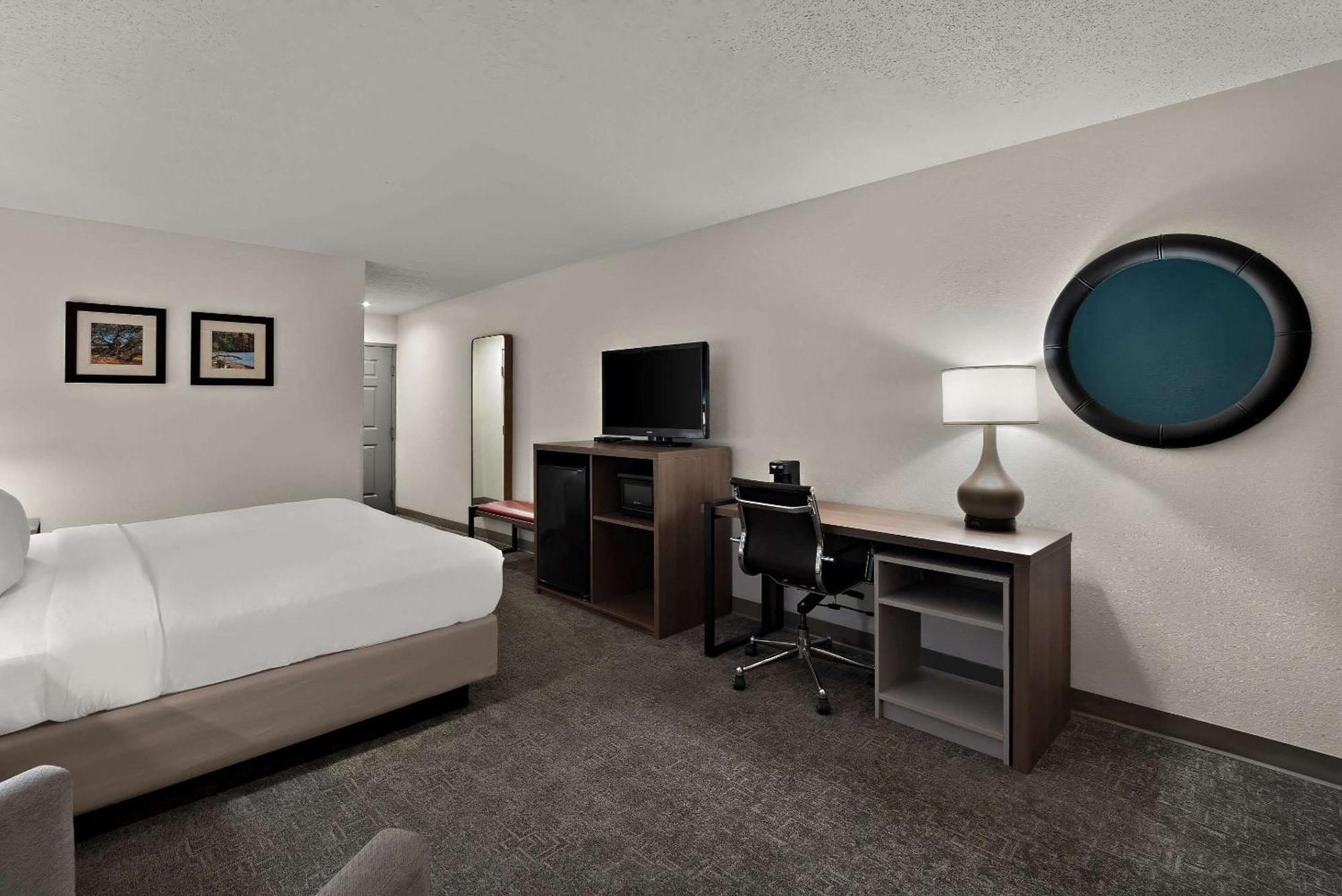 Comfort Inn & Suites Santee I-95 Bagian luar foto