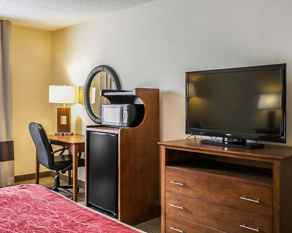 Comfort Inn & Suites Santee I-95 Ruang foto