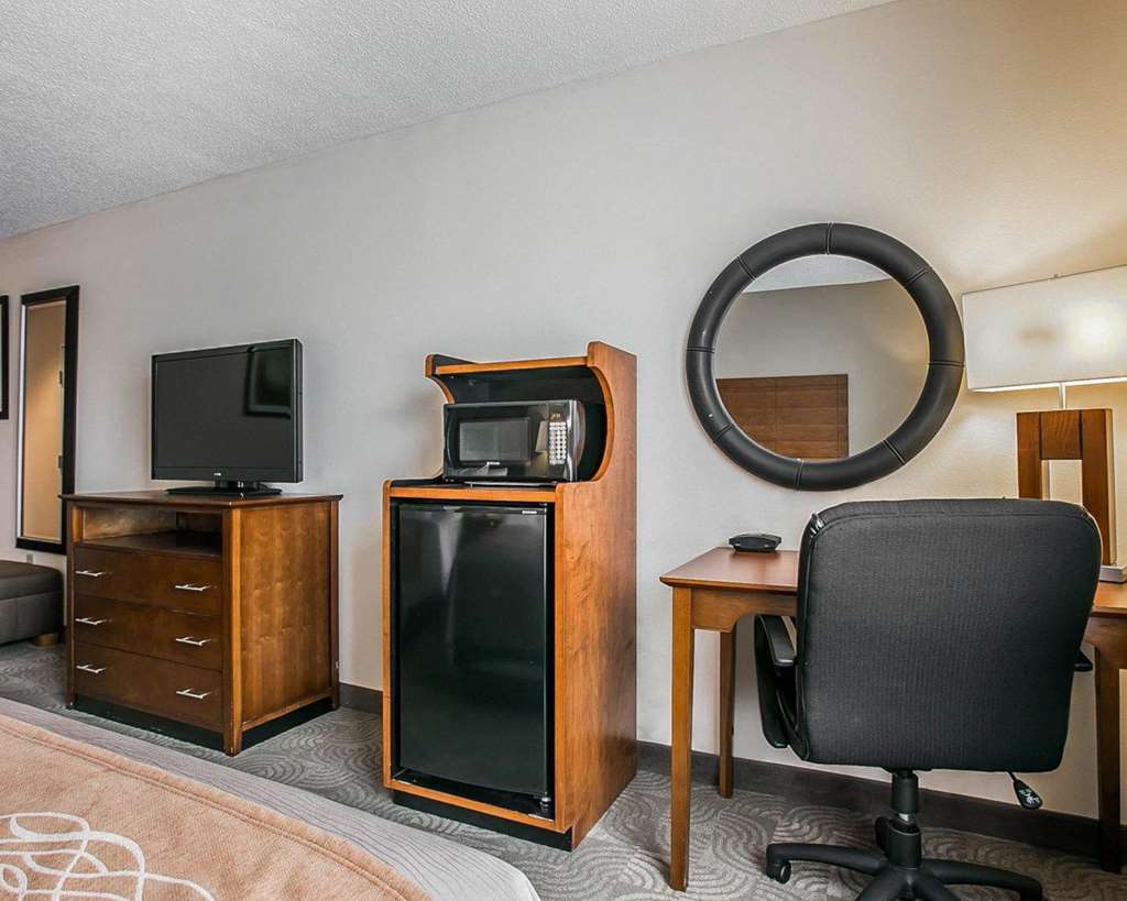Comfort Inn & Suites Santee I-95 Ruang foto